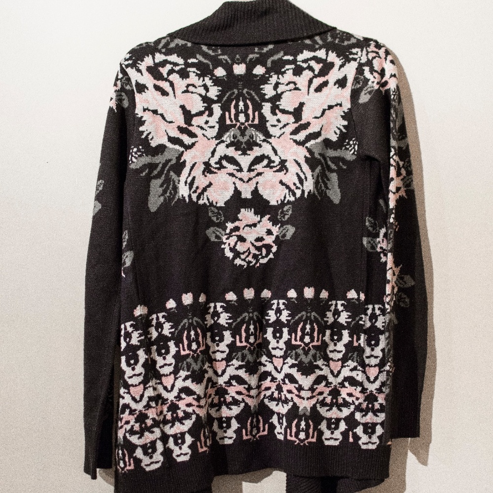 Intarsia Cardigan